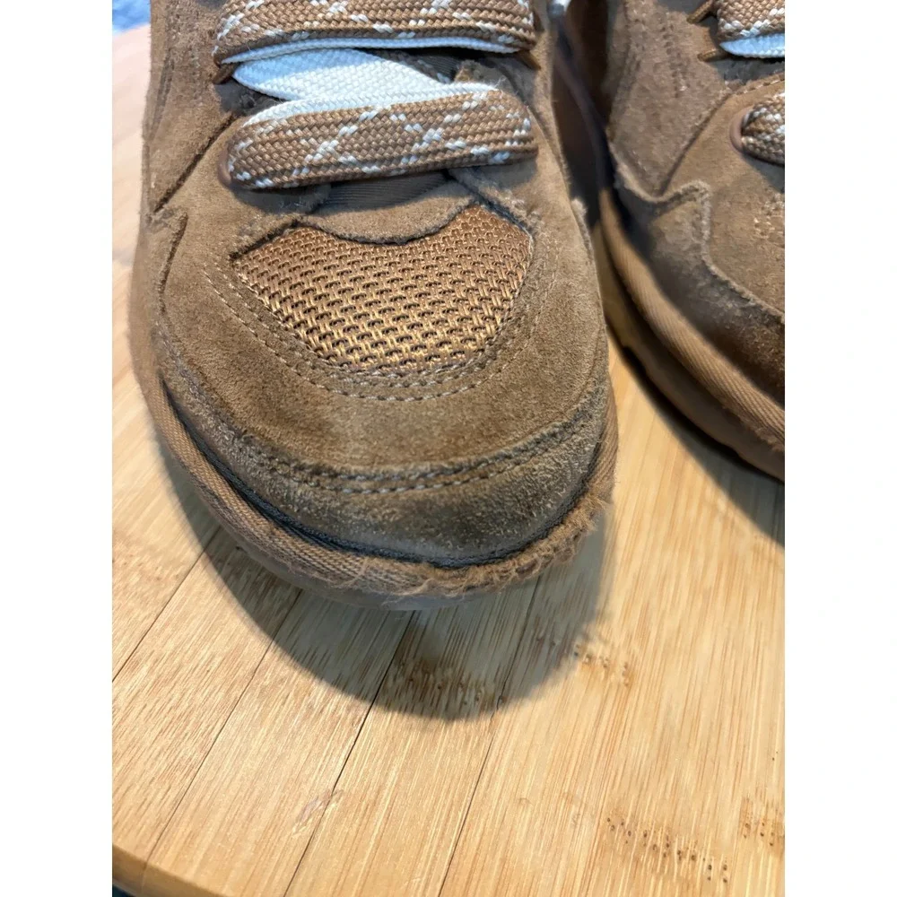 UGG Kids Lowmel Chestnut Suede Sneakers Tan 1166490K Size 6Y